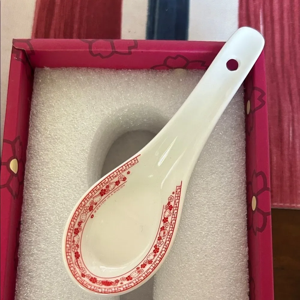 Wontoninamillion advent calendar item Red and White Ceramic Spoon new